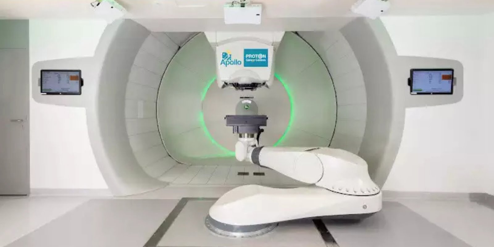 Read more about the article Proton Therapy for Cancer Treatment in Chennai India